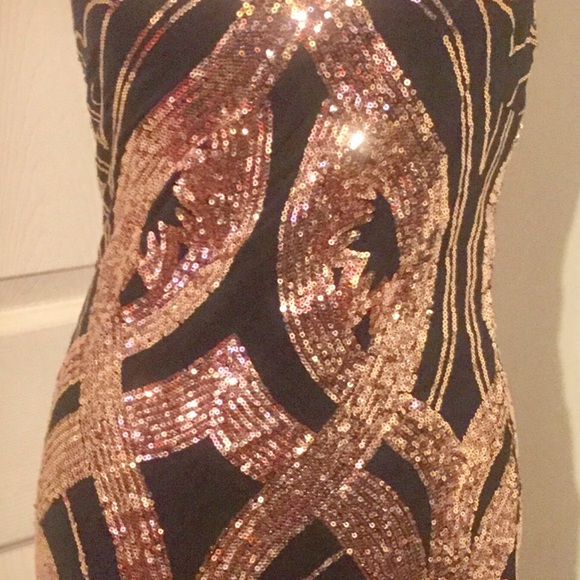LAST 1❤️STUNNING BLACK DRESS WITH BRONZE SEQUINS - Picture 4 of 7
